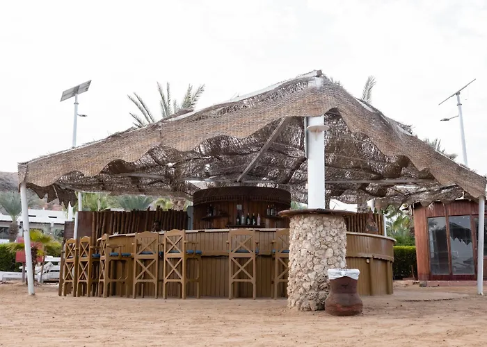 Turquoise Beach Hotel